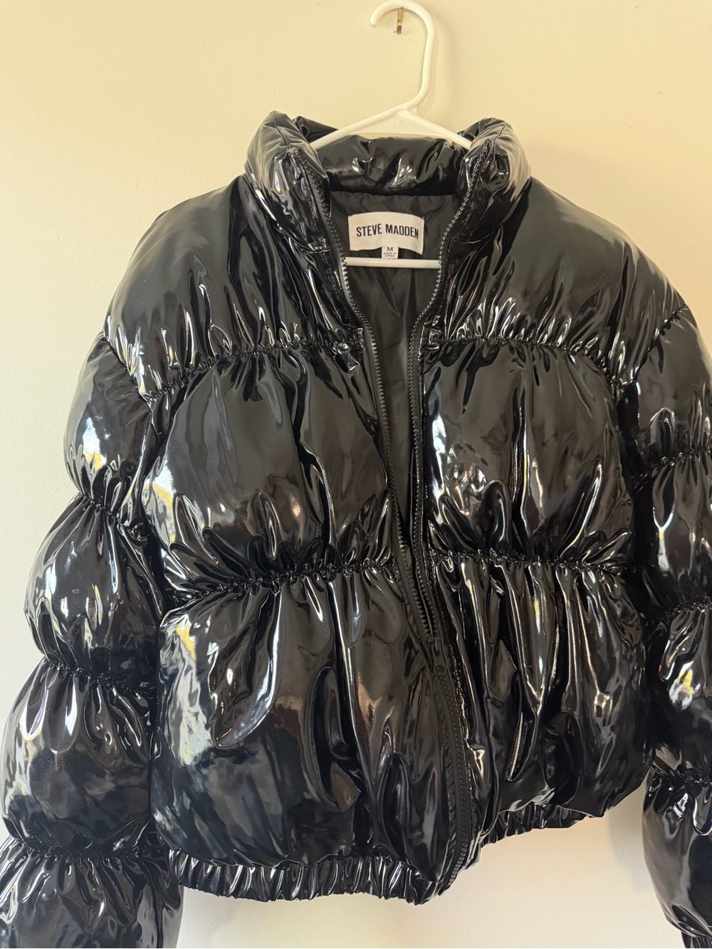 Steve Madden Black Patent Cropped Puffer Jacket. Never Worn.